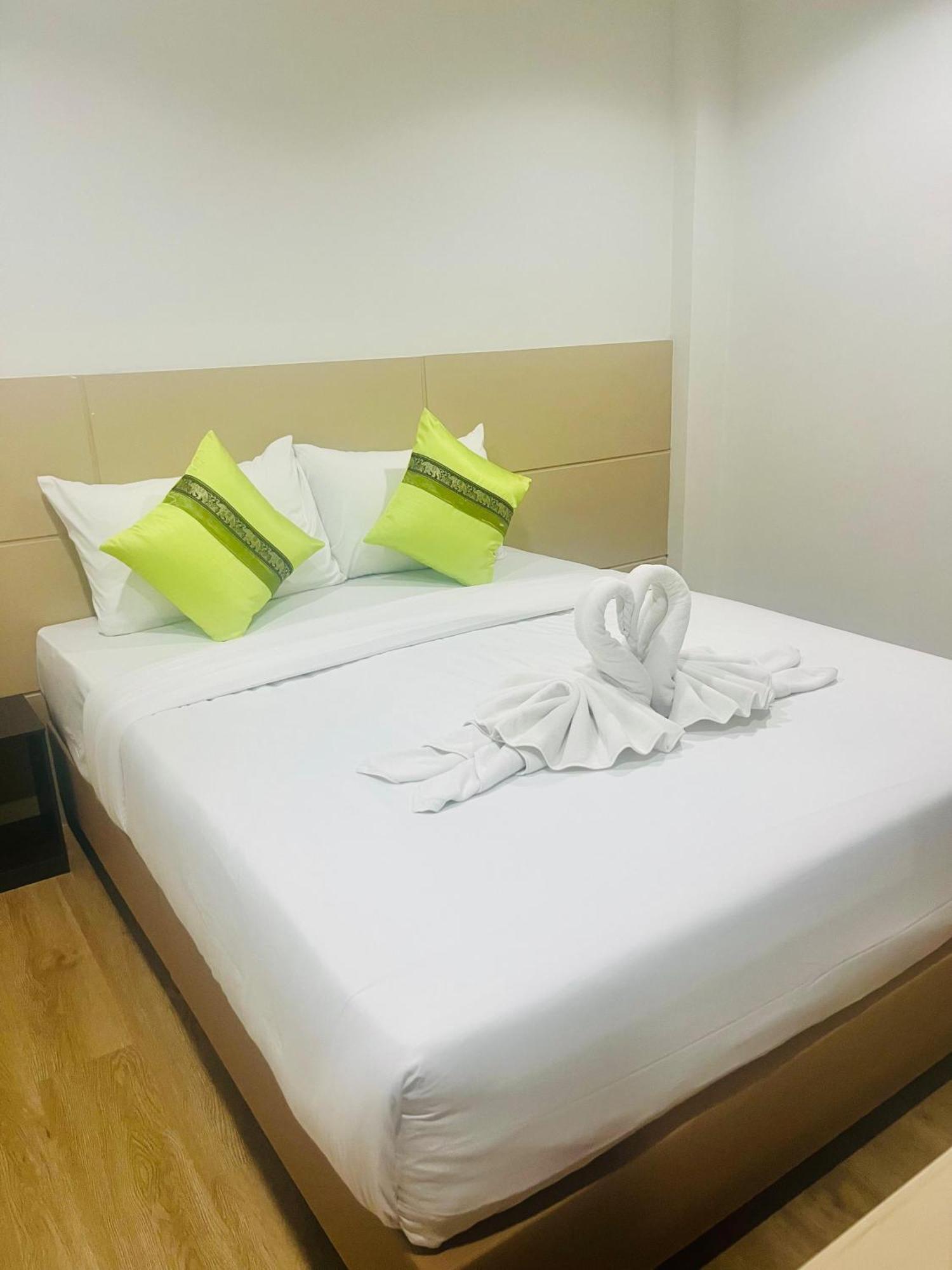 28 Boutique Hotel Patong Exterior foto