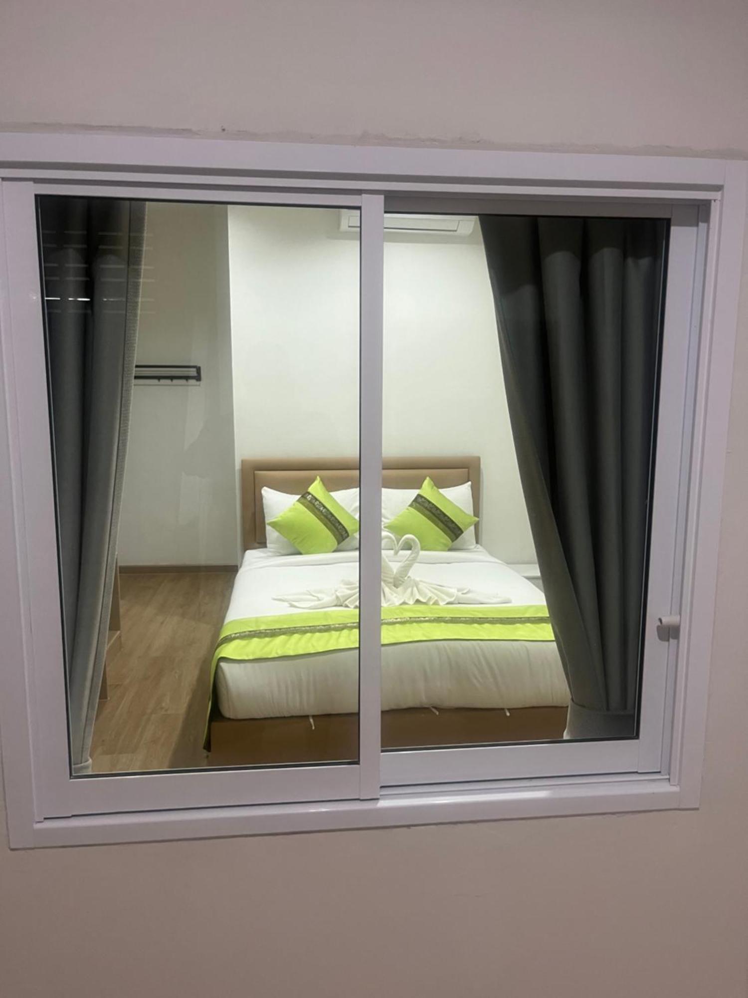 28 Boutique Hotel Patong Quarto foto